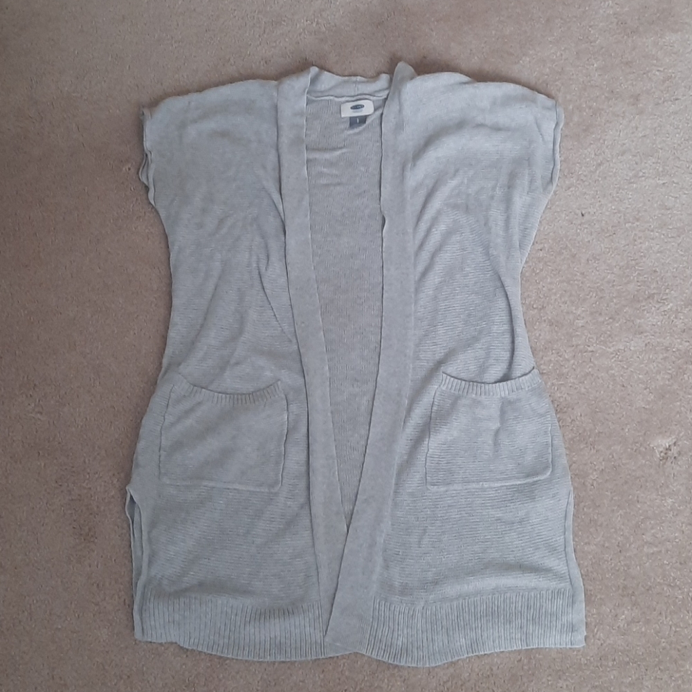 Cardigan‎